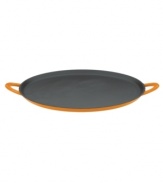 Famed chef Mario Batali introduces a slice of the good life into your space with his cast iron pizza pan, a versatile addition for the busy kitchen. Doubling as an all-purpose griddle, this durable enamaled cast iron pizza pan makes pies like a pro, heating up fast and eliminating hot spots (and burnt crusts). Limited lifetime warranty.