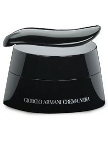 A unique cell regenerating cream inspired by the Italian island of Pantelleria. Containing a unique formulation of obsidian, a natural mineral compound extracted from the petrified lava on Pantelleria, Crema Nera perfectly captures the Earth's rejuvenating secrets. This exceptional, patented formula is scientifically proven to actively restore and revitalize skin's natural radiance and regenerate surface cells.