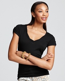 This basic Splendid tee is a must-have closet staple.