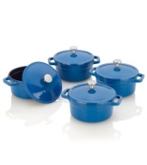 Designed by Michelle Bernstein, one of our pro chefs from The Culinary Council, this cast iron professional set combines unbeatable enamel style with incredible performance. Four nonstick mini dutch ovens are perfect for prepping individual servings of soup, chili, dessert and beyond. 1-year warranty.