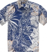 Feel the breeze. This light and airy linen-cotton shirt from Cubavera features a tropical leafy print for a relaxed casual vibe. (Clearance)