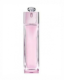 Explore a new sensation: this tangy fruity floral embodies the girlishness and audacity of a true Dior diva.