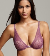 This lovely lace plunge style from Calvin Klein boasts everyday versatility. A wardrobe essential.