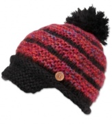 She can commute in cute style in this multicolor beanie from Roxy, perfect for her on-the-go outfits.