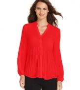 Allover soft pleats add textural interest to this petite Alfani blouse, a stylish fall update to the workwear staple!