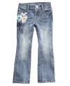 Style that lasts through the decades. These jeans from Guess have a look that's fashionable no matter what year it is.