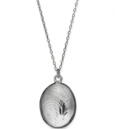 Keep memories safe in style. Giani Bernini's pretty etched locket features an oval shape and sterling silver setting. Approximate length: 19 inches. Approximate drop length: 1 inch. Approximate drop width: 1/2 inch.