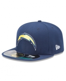 Score a style touchdown with this 59FIFTY fitted cap from New Era. This hat is a game day essential when the San Diego Chargers hit the field.