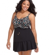 Get wild in Coco Reef's plus size tankini top! The animal print and drawstring ties enhance a fabulous bra-sized fit.