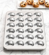 Snack time! The perfect size for popping in your mouth, these mini muffins hit the sweet spot. The heavy-duty pan heats up fast & easy, so your muffins are on the rise in no time at all. Plus, the pure aluminum construction resists warping and rusting for taste-perfect results each & every time. Lifetime warranty.