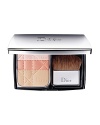 New Diorskin Nude Natural Glow Sculpting Powder Makeup provides a flawless ‘Nude' complexion with the convenience and elegance of a compact. The harmony of 3 shades may be used separately to refine, sculpt and highlight your features, or swirled together to create an all-over luminous glow.