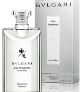 Reassuring, comforting and intimate, it is a luxuriously elegant expression of sensory pleasure. Delicate perfumed Eau Parfumée au thé blanc shampoo whose gentle cleansing action makes it perfect for daily use. Dermatologist tested.Top note: Artemesia. Heart note: White Tea. Base note: Musk. 6.8 oz. 