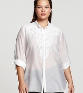 Intricate tonal embroidery covers the front of this effortlessly chic tunic from Tahari Woman. Pair with white trousers for a dramatic head-to-toe finish.