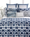 This Vera Wang queen duvet cover features a button closure, knife edge details and tie-dye print that brings abstract dimensions to your bedroom.