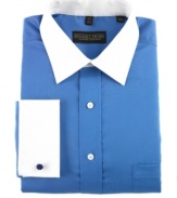 This classic oxford shirt offers the perfect sophisticated style and the added convenience of wrinkle-free cotton.