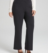 These Tahari Woman trousers flaunt a flattering banded waist and straight leg silhouette for a smart workday look.