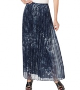 Soft chiffon pleats make this printed MICHAEL Michael Kors maxi skirt a stylish pick your winter wardrobe!