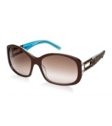 Look young and sexy in sunglasses by Guess by Marciano. Give in to your adventurous side with timeless styles.