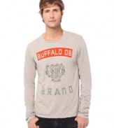 When everyday is Friday, we relax in comfort with this long sleeve t-shirt by Buffalo David Bitton.