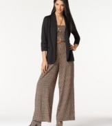 Sharp and tailored, pair Bar III's blazer over a little black dress or jumpsuit for an ultra-cute look!