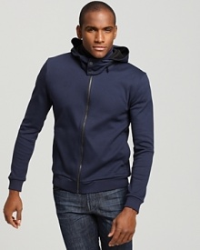 A modern take on an off-hours classic, this HUGO hoodie features a bold stand up collar for a new-season look.