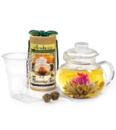 The art of tea-bring every flavorful pot into bloom with uniquely crafted green tea flowers, which unfurl to create a garden romance in the stunning, simplistic hand-blown glass teapot. Including everything you need for a charming tea time, this set is a magical gift for tea lovers, hostesses, friends and more.