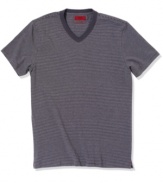 Banish bulk from your stock of basics with this slim-fit tee from Alfani RED.