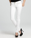 Work the white trend all year long in these Current/Elliott jeans, cut in a skinny silhouette for a sleek, streamlined look.