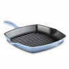 Enjoy the look and flavor of an outdoor grill right on your stovetop. This heavyweight cast iron grill pan features high ridges that drain fat and create classic grill marks. Two small pour spouts make it easy to siphon off liquids.