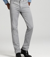 With a refined silhouette and in a versatile light gray, Theory's Activist Hayden pants are a fashion-forward alternative to jeans.