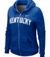 Spread the spirit and cheer on your favorite team with this NCAA Kentucky Wildcats hoodie from Nike.