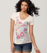 A colorful pheasant and flower print makes this Lucky Brand Jeans tee easy to accessorize, and the extra soft feel will make it one of your favorites to wear.