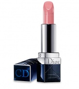 Nude does not end with a flawless complexion; Dior presents a collection of lipsticks and nail lacquers that take nude to the next level. NEW Rouge Dior Nude: A collection of 8 radiant lip blush shades, instantly hydrates, plumps and smooth lips for an elegant finish. Made in France 