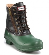 Weather the winter in style with these rugged HUNTER boots, boasting cozy fleece lining and impenetrable rubber soles.