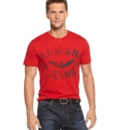 Raise your casual style game with this graphic t-shirt from Armani Jeans.