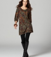 Cha Cha Vente's tunic has the richest colors and most exotic paisley print. Perfect for pairing with leggings, ponte knits and jeans any day of the week!