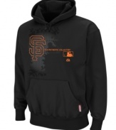 Hit it out of the park! Cheer on your favorite team in style and comfort in this Majestic San Francisco Giants hoodie with Therma Base technology.