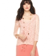 In a sheer slub knit, this Kensie sweater is a hot spring layering piece!