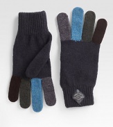 Solid cold weather favorite is accented by multicolored fingers for a dash of color and character, finished in superior wool.One size fits mostWoolDry cleanMade in Italy