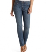 These petite skinny jeans by Levi's are an essential-the medium blue wash is perfect for weekend wear and casual Fridays!