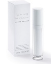 Combining the vitality of Kirishima Water with the latest advancement in skincare technology, Le Fluide de L'Eau corrects the visible signs of aging. Skin appears smoother, firmer and better toned. 1 oz. 