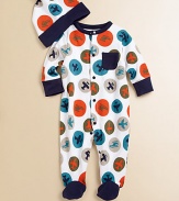 Crafted in plush cotton with large, colorful polka dots filled with airplanes and helicopters, your little jet-setter will be styling in this cute one-piece with matching hat.CrewneckLong sleevesSnap-frontPatch pocketBottom snapsCottonMachine washImported Please note: Number of buttons/snaps may vary depending on size ordered. 