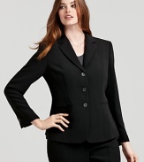 Employ your impeccable taste and streamline workday style with this timeless Jones New York Collection jacket, cut in a single-breasted silhouette and featuring front slit pockets.