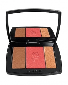 Sensationally Smooth. All-in-One Blush Palette to Sculpt and Enhance Your Best Features. Artistry is made easy with three simple steps to contour, blush and highlight your complexion. For any skin tone, any face shape – your complexion naturally enhanced. Define your face, enhance or diminish any features for a complexion that is illuminated, brightened and lifted.Backstage Beauty Tips:• Apply Blush Subtil Palette using the educational leaflet included for the best blush result.• Cheek & Contour Brush #25 is specially designed as the perfect tool to apply each step with foolproof precision. Use flat circular tip for the contour shade, flat oval side for blush color, and oval tip for highlighter color. • The new generation of powder, silky and creamy for a smooth even application. Won't settle into lines or pores and never looks powdery on skin.• Builds from sheer to intense coverage. Blends seamlessly.• 8-hour wear. Stays color true and does not fade.• Dermatologist tested. Allergy tested. Fragrance-free.