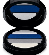 Harmony #2 - Dramatic helps to create a myriad of smoky eyes. Four shades: Sea Froth, Grey Blue, Deep Blue Sea, and Grey Pearl.