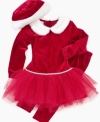 Your little girl will be bring in merriment and joy in this adorable Santa tutu and legging set by Blueberi Boulevard.