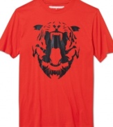 Get ready with a roar. This graphic t-shirt from Sean John will rise to the top of the casual food chain.