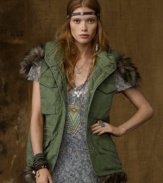 An edgy homage to military classics, Denim & Supply Ralph Lauren's rugged topper boasts a plethora of utility details, a chic cinched waist and a faux-fur trim for an oh-so-flattering, feminine spin.