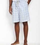 These light weight pajama shorts freshen up your comfortable evening-wear look.