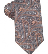 Update: this paisley Perry Ellis silk tie brings a modern touch to any classic business look.